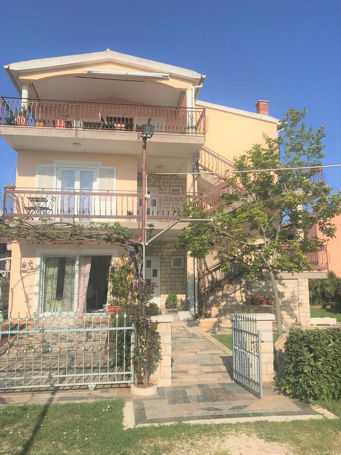 Apartments Lirio Umag Exterior foto